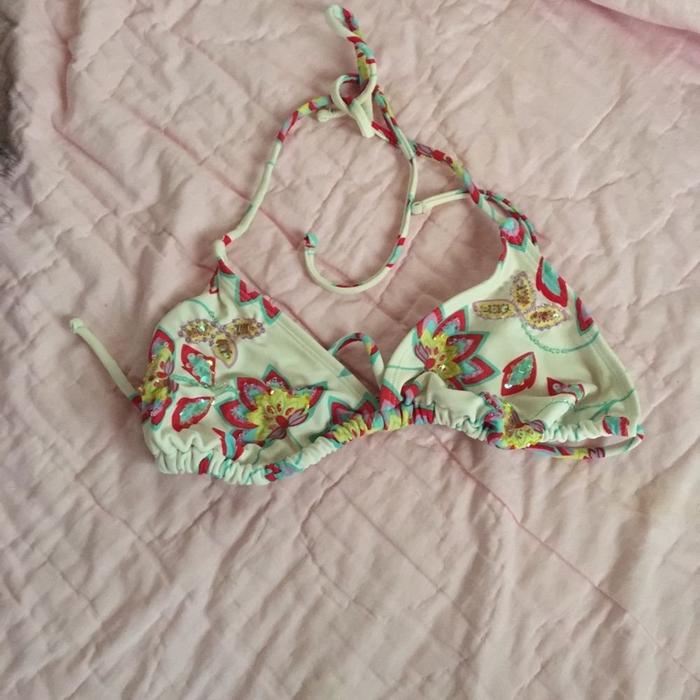 Bikini top